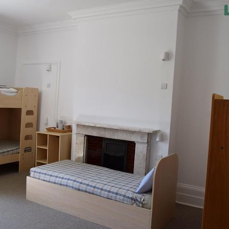 Fsc Juniper Hall Hostel Mickleham Eksteriør billede