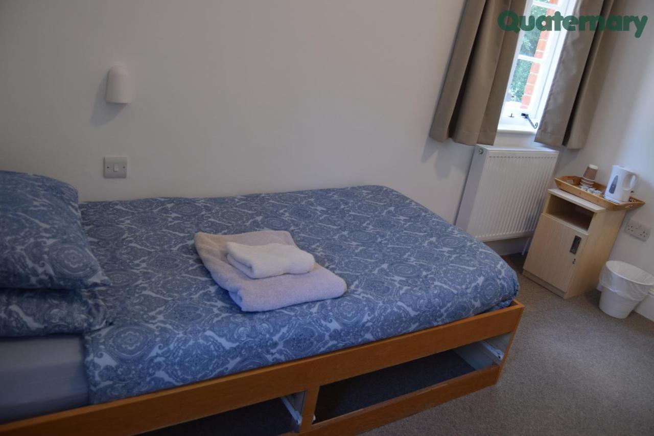 Fsc Juniper Hall Hostel Mickleham Eksteriør billede